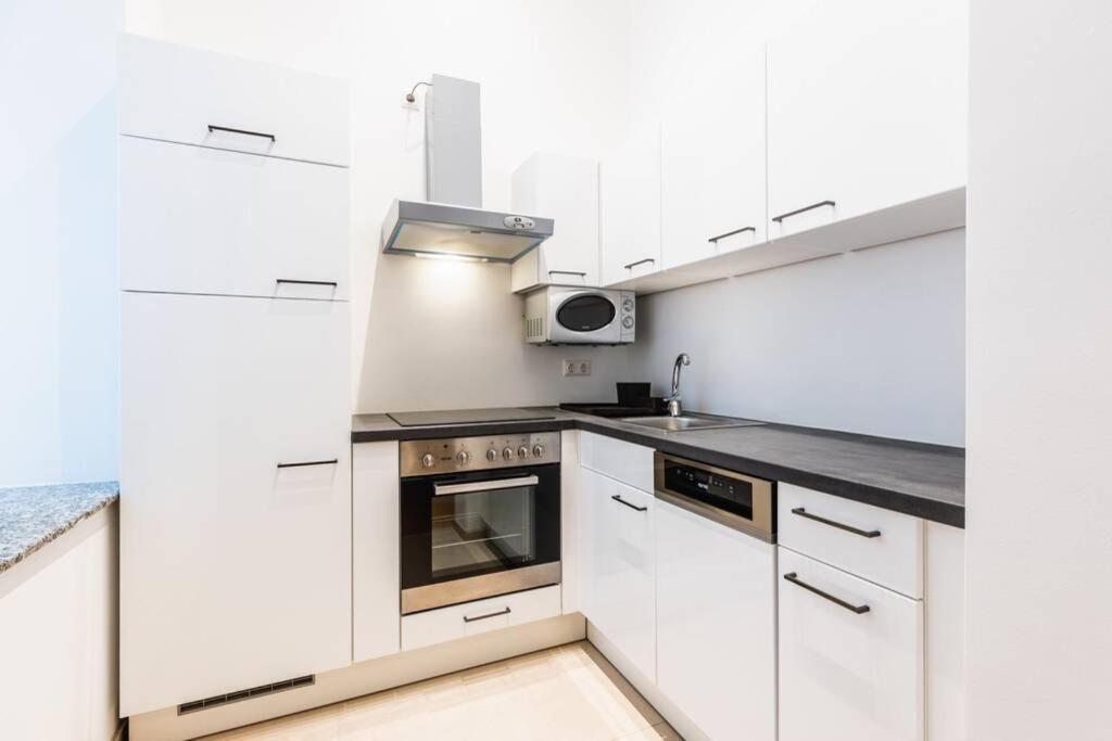 Family Apartment Next To Danube River Vienne Extérieur photo